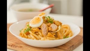 Mandalay Nann Gyi Thoke ( Burma Spaghetti).